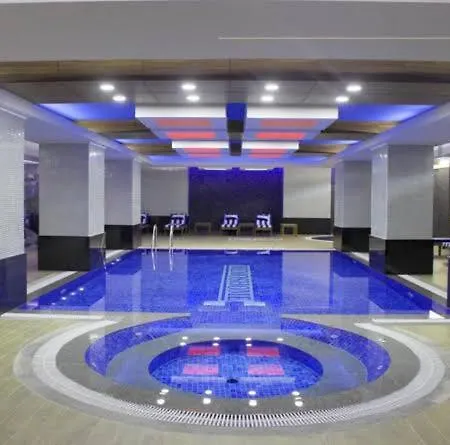 شقة Luxury Flat 2 Mins From